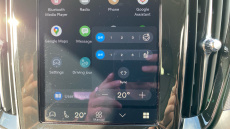 Volvo V60 2.0 B4P Plus Dark 5dr Auto [7 speed] Petrol Estate